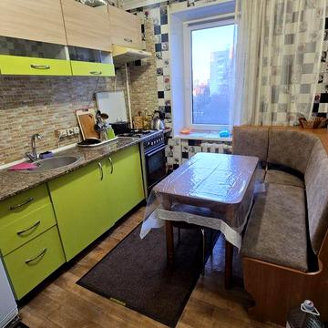 2к кв на Амосова. Вільна