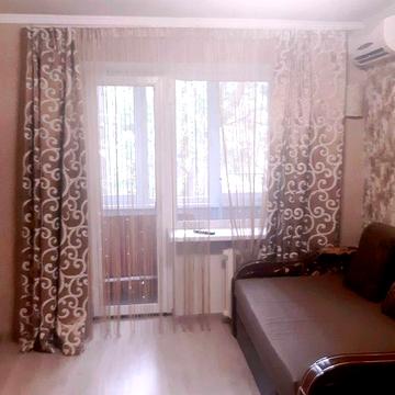 Сдам 1 комнатную с ремонтом на Космонавтов--Черёмушки.