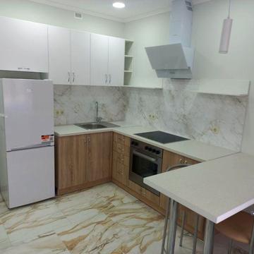 М. Деміївська, Науки 54б, є генератор, перша здача, 1 кімнатна