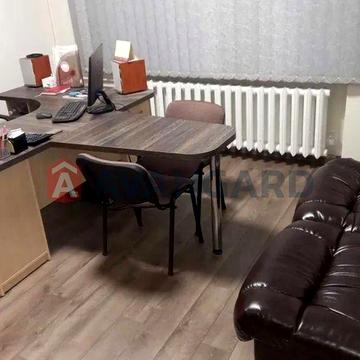 Продаж квартира офіс. Центр . Олександрівський район