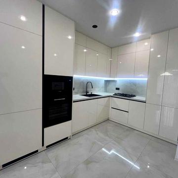 Оренда 1-кімнатної квартири з кухнею-студією — вул. Джорджа Вашингтона