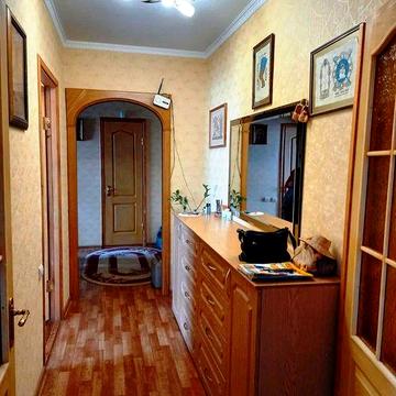 Продам 3-к квартиру, Шевченковский район
