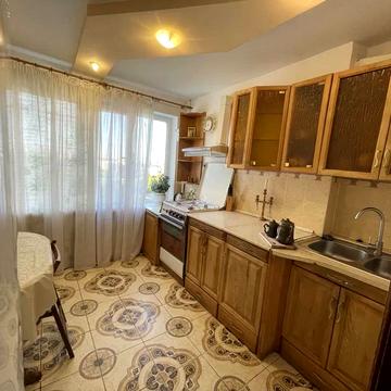 Джорджа Вашингтона вул. (Батальна), 5