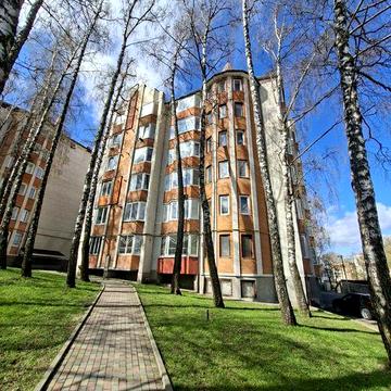 Продаж 2х к. квартири 88кв м на Чернівецькій