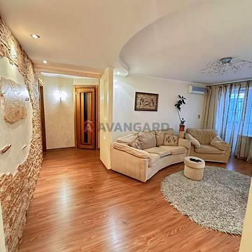 Продажа 3 х ком. квартиры на Красном Камне!