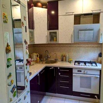 3 кімн. с кап. ремонтом. Метро 5 хвилин. 34500 дол