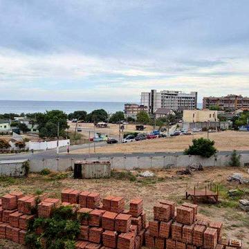 Дворівнева квартира без комісії для покупця, 2 хвилини пішки до моря