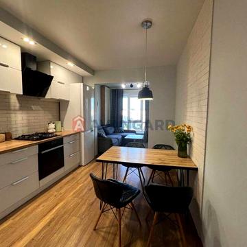 Велика 2-х квартира в новобудові, сучасне планування, Є-Оселя.