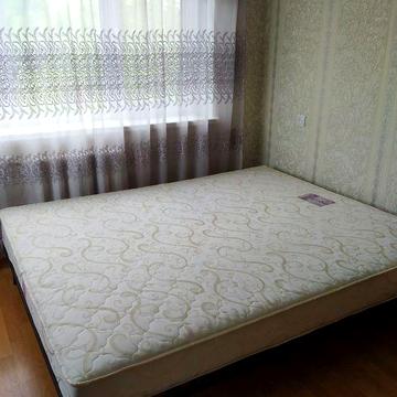 Здам двух кімнатну квартиру. Вул. Будівельників 14. Метро Дарниця 17хв. пішки