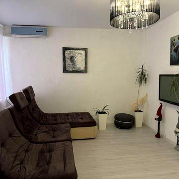 Здам 2-квартиру Центр Алчевських