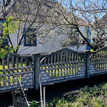 Будинок в селі .