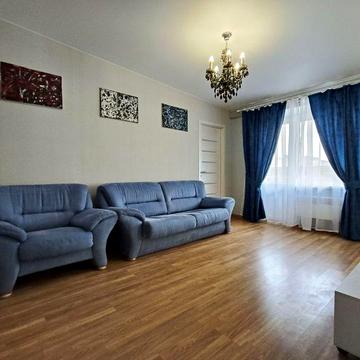 Здам свою 2-кімнатну квартиру на пр. Поля