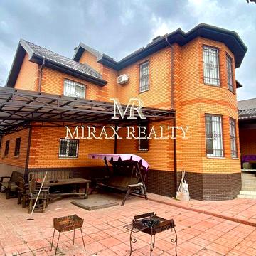 Продаж готового будинку 305 м² ділянка 10 соток Київ Троещина Камін Тераса