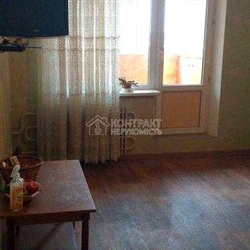 Продается 2 к.кв., метро Холодна Гора