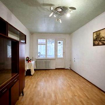 2-комнатная Черёмушки Филатова 1-й этаж