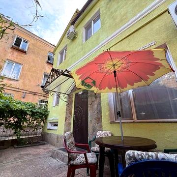 Сдам дом в самом центре Маяковского/Гор сад Дерибасовскся 4 комнаты/160м2 место под авто