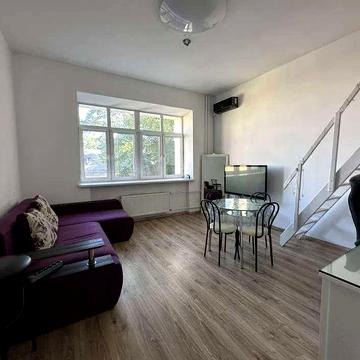 Оренда 1-к квартири на вул. Валківська