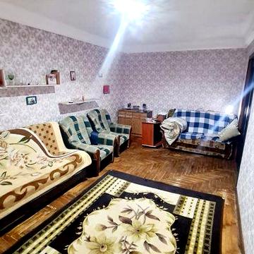 Продам 2-× комнатную квартиру.