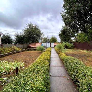 Пропонується до оренди частина будинку Ворзель проживання для однієї людини.