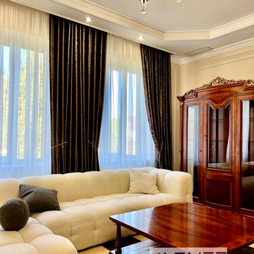 Жуляньська, 80