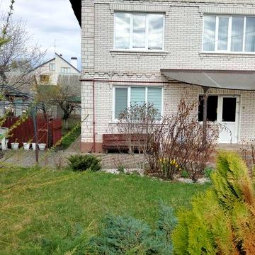 Продаж чудового будинку на заріччі