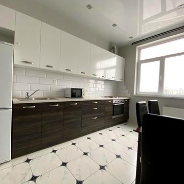 Жилянська вул., 118