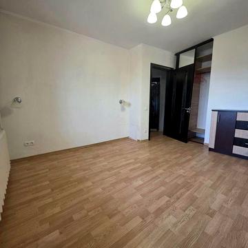 Продаж 1-кім центр