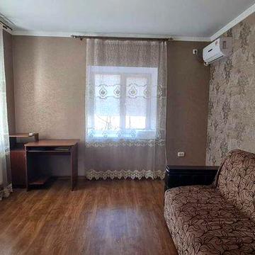 Продаж 2-х будинків на території