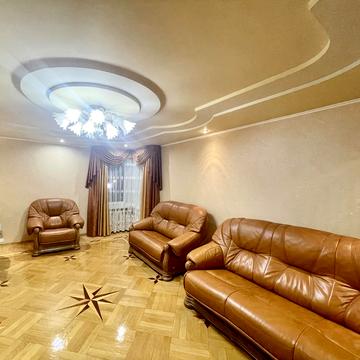 Богатирська вул., 6/1