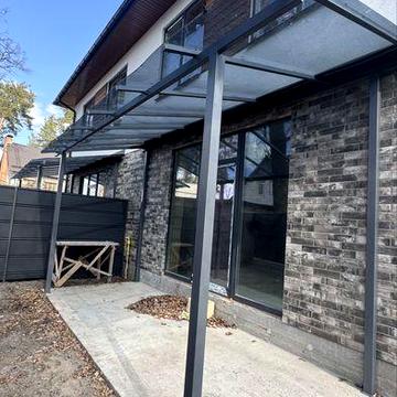 Терміновий продаж готового дуплекса біля Парку