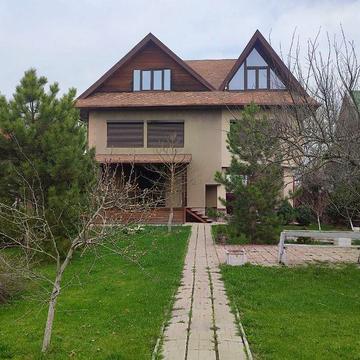 Здам будинок в оренду (довгостроково або на 6 місяців)