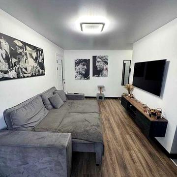 Продаж сучасної 1.5кім квартири біля озера,центр