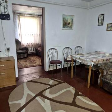 Здам в оренду пів будинка