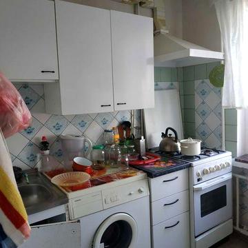 Аренда Квартиры 2р Киев Святошинский район 7/9 52/30/6.5 Газ  Дзюбы 16 чистая аккуратная все необходимое 16000грв