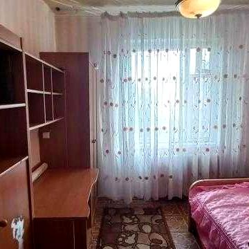 Продам квартиру 3 комнатную на пос. котовского, пр. Добровольского (Князя володимира Великого), можно под є- Відновлення.