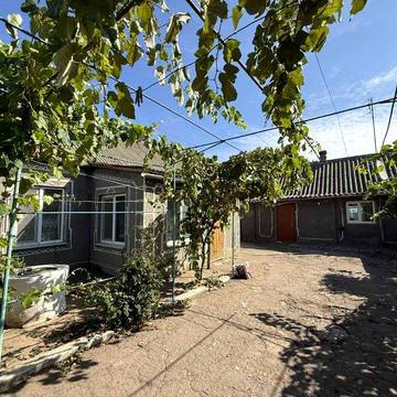 Продаётся дом в Овидиополе  за 32000 долл США,торг.