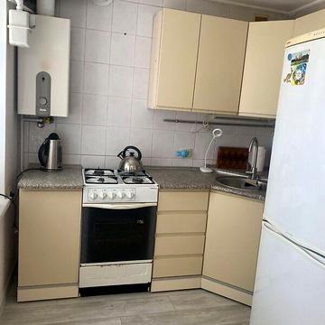 Довгострокова оренда 2к Квартира Старокозацька (Комсомольська) вулиця