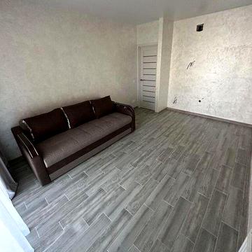 Продаж однокімнатної квартири площею 60 мкВ в центрі міста