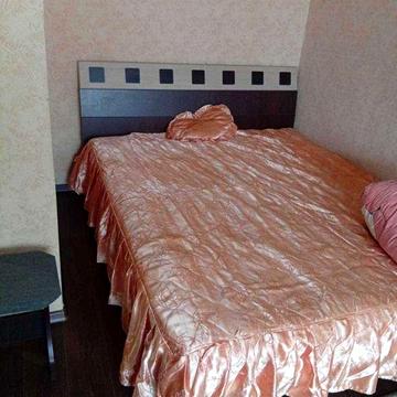 Сдам 1 к квартиру низ Поля Кирова Центр