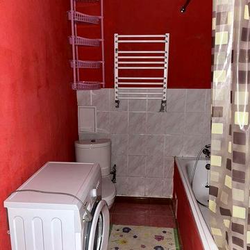 Оренда 2 к кв Новобудова, біля Метро!