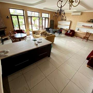 Сдам дом 350 м ,5 к + кухня студия 60 м,гараж 2 авто, ремонт, мебель,