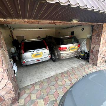 Сдам дом 350 м ,5 к + кухня студия 60 м,гараж 2 авто, ремонт, мебель,