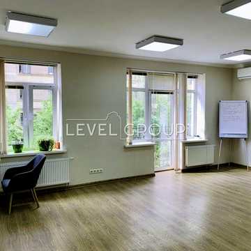 Продаж 4-кімнатної квартири по вул. Щекавицька, 30/39