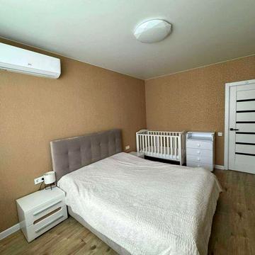 Героїв Дніпра, 59, метро Героїв Дніпра 10 хв.