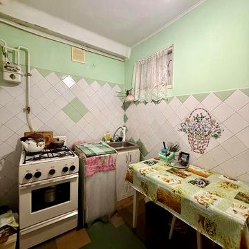 Продажа 2 ком. Правый р-н маг. «Руди»