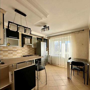 Оренда 2-кімн. квартири на вул.Бенделіані у Луцьку