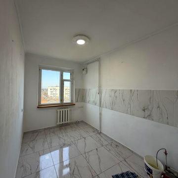 3 кімнатна ПАНЕЛЬКА р-н парку ЖОВТНЕВОГО.ЄВІДНОВЛЕННЯ