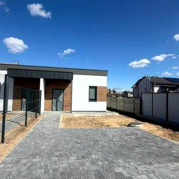 Продаж сучасного одноповерхового кутового таунхауса в Гостомелі