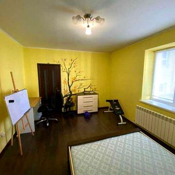 Продаж охайної 2 кім  квартири
