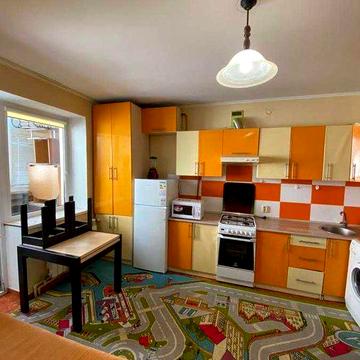 Продаж охайної 2 кім  квартири